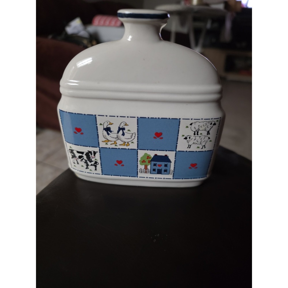 Fatmhouse Country Napkin Holder, Checkerboard‎  Farm Animal. Blue And White